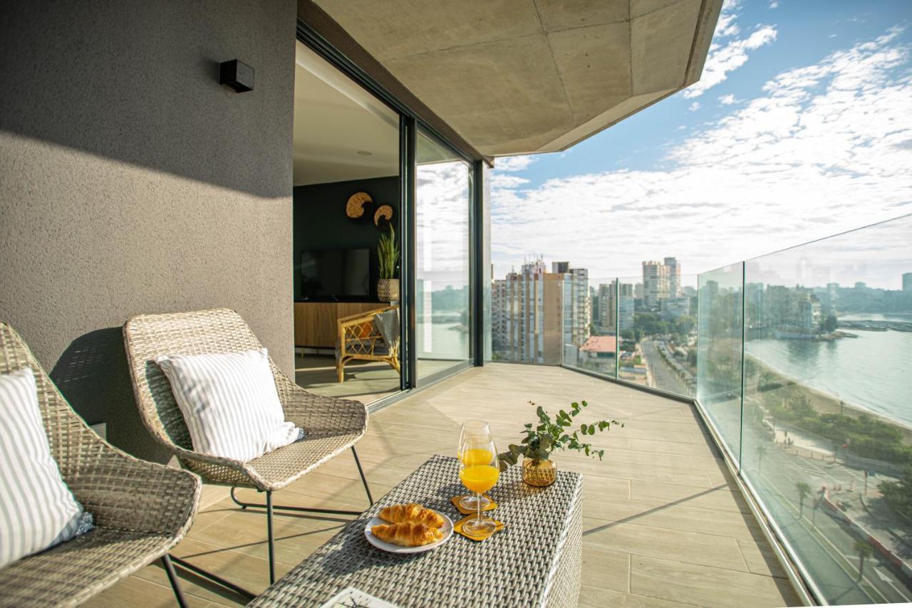 Modern Sea Front East Wind Apartman Alicante Kültér fotó